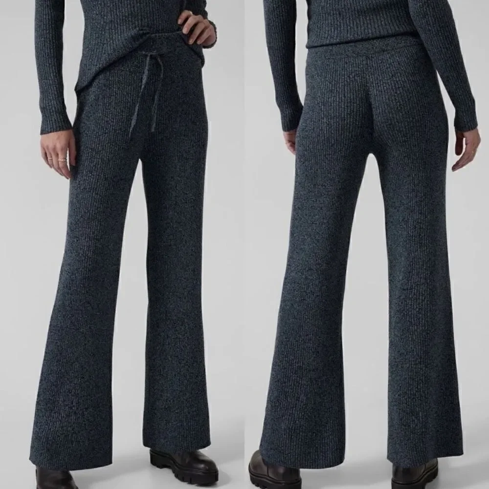 Athleta Reverie Sweater‎ Pant Blue Wicking Breathable Wide Leg Women Small Warm